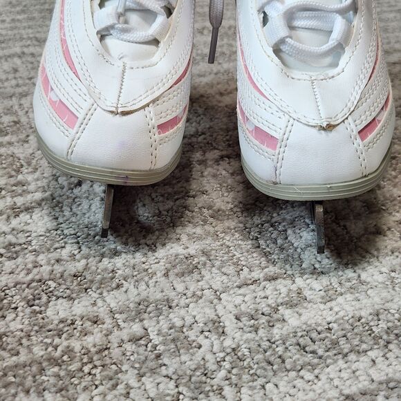 American Athletic Softboot ice skates with pink trim size 2 - Picture 3 of 12